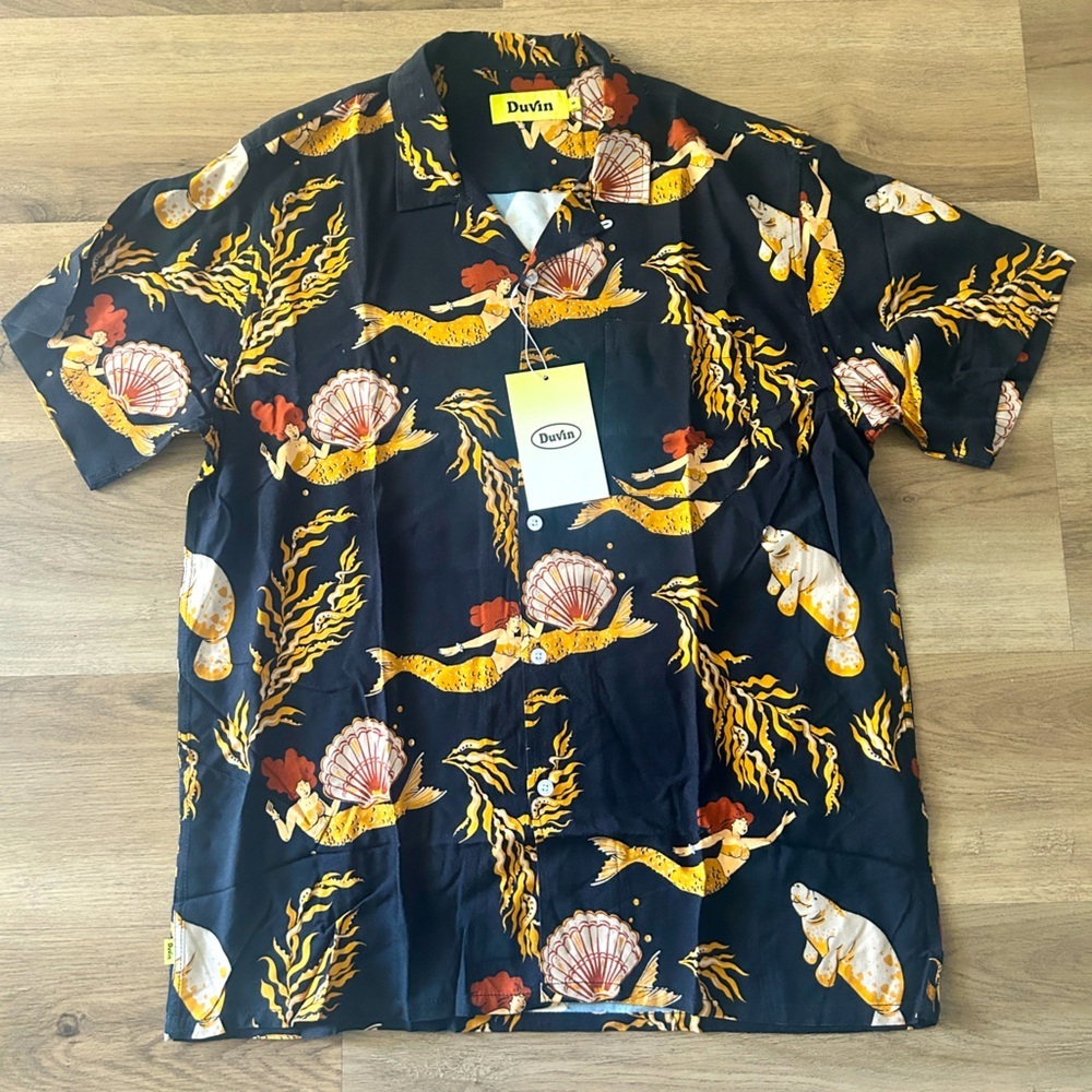 Duvin Design Co. “Manatee & Mermaid” Button-Up Shirt, Rare, NWT – Size M
